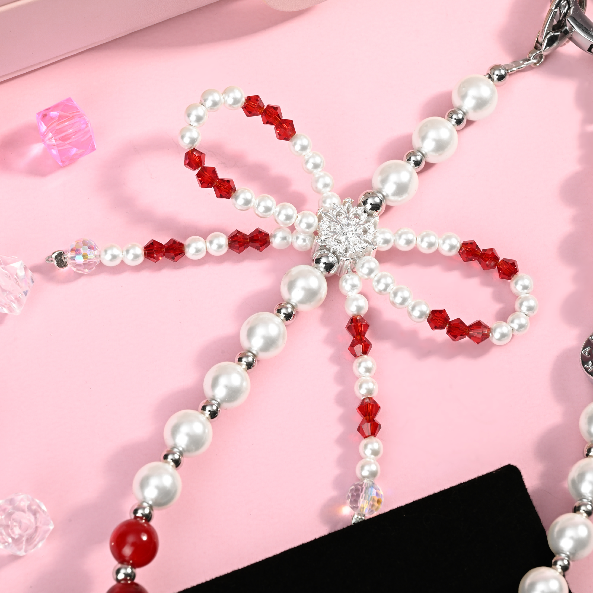 Red bow single hanging QAB202